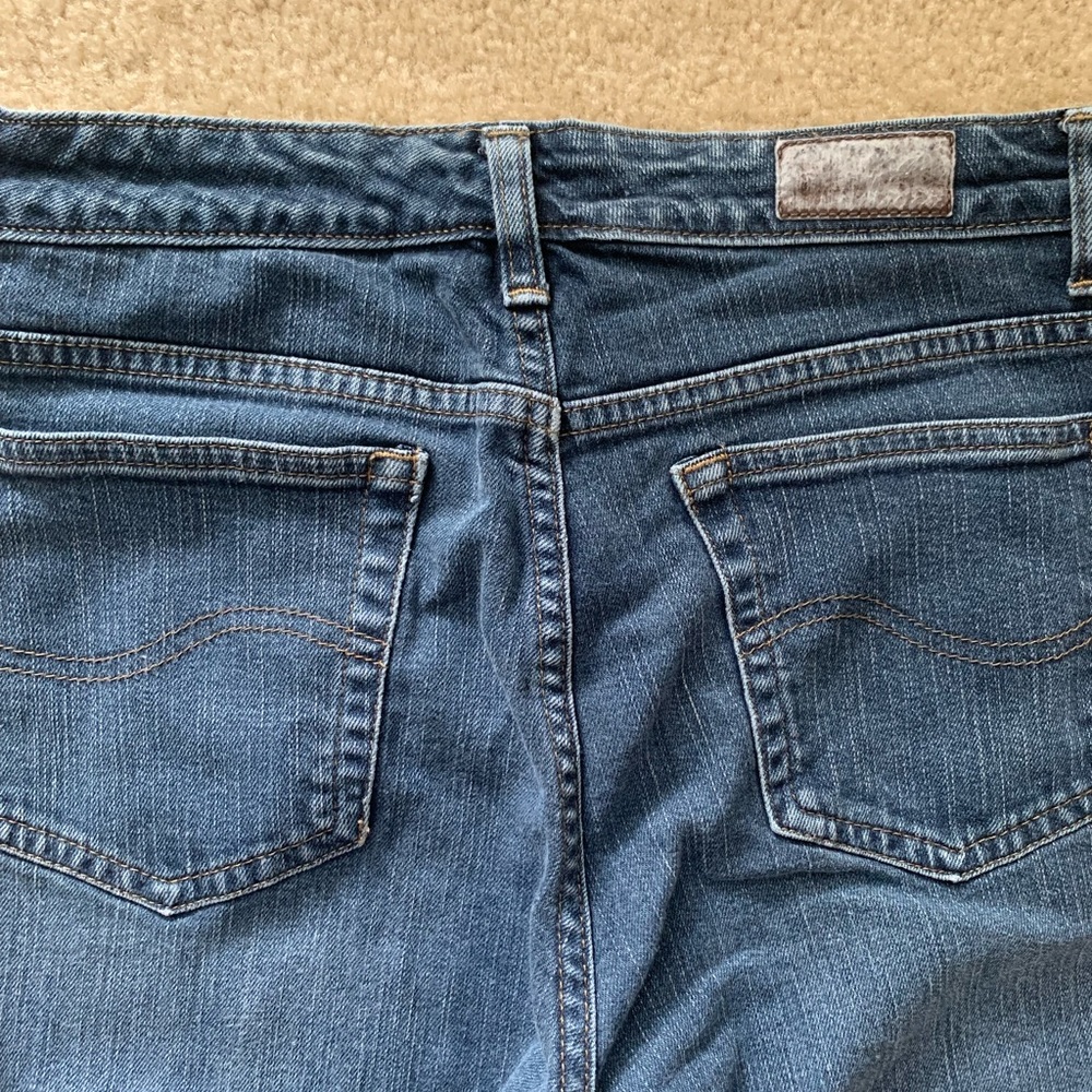 Lee Mid Rise Bootcut Dark Wash Jeans - Picture 11 of 11